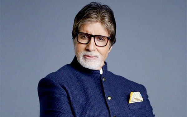 অভিনয় জীবনের ৫২ বছর! কাকে কৃতিত্ব দিলেন অমিতাভ?
