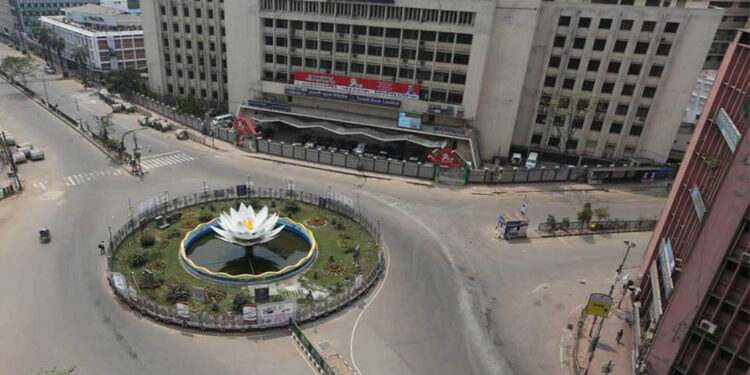 করোনার প্রাদুর্ভাব : বিচ্ছিন্ন হচ্ছে ঢাকা