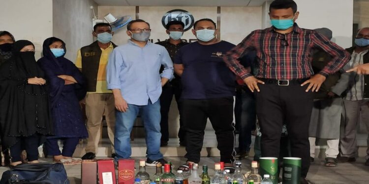 নাসির ইউ মাহমুদসহ ৫ জনের বিরুদ্ধে মাদক আইনে মামলা