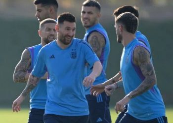 ফুটবল মহাজজ্ঞে শিরোপার লড়াইয়ে আজ মাঠে নামবে আর্জেন্টিনা