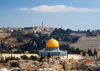 দফায় দফায় বোমা বিস্ফোরণের কবলে জেরুজালেম