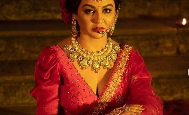 বলিউডে অভিষেক হতে যাচ্ছে জয়া আহসানের