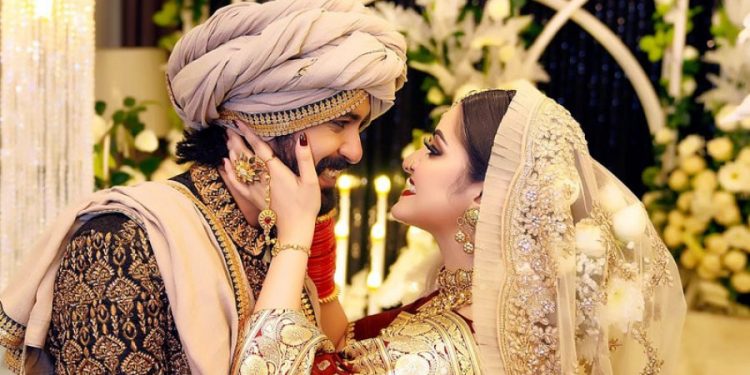 এবার রাজ-পরির সংসারে ভাঙ্গনের সুর?